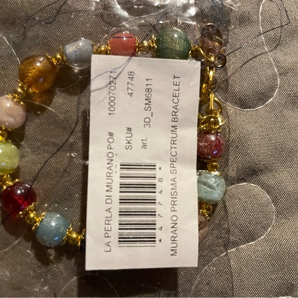 BRAND NEW SEALED  2 pouches 1 necklace 1 bracelet! - Picture 6 of 6